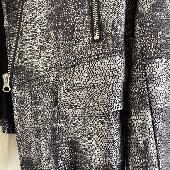 Ciara Sun Woo Liquid leather jacket in silver & gray size med - Picture 4 of 4
